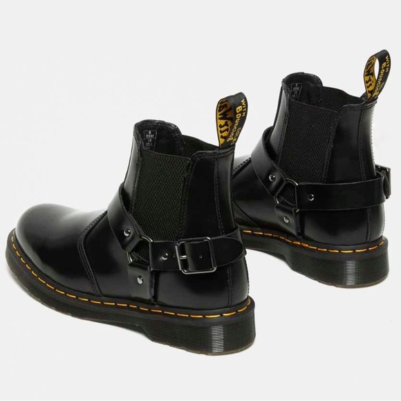 Dr. Martens Wincox Polished Smooth Leather Harness Buckle Black Chelsea Boots - Picture 5 of 16